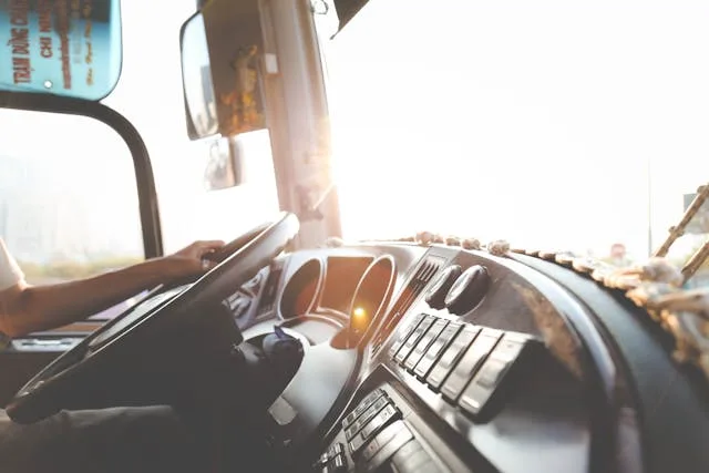 focus sur les 5 compétences techniques clés du gestionnaire de transport